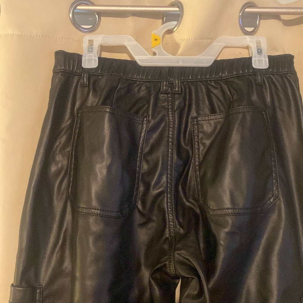 Cargo pants - Picture 12 of 13